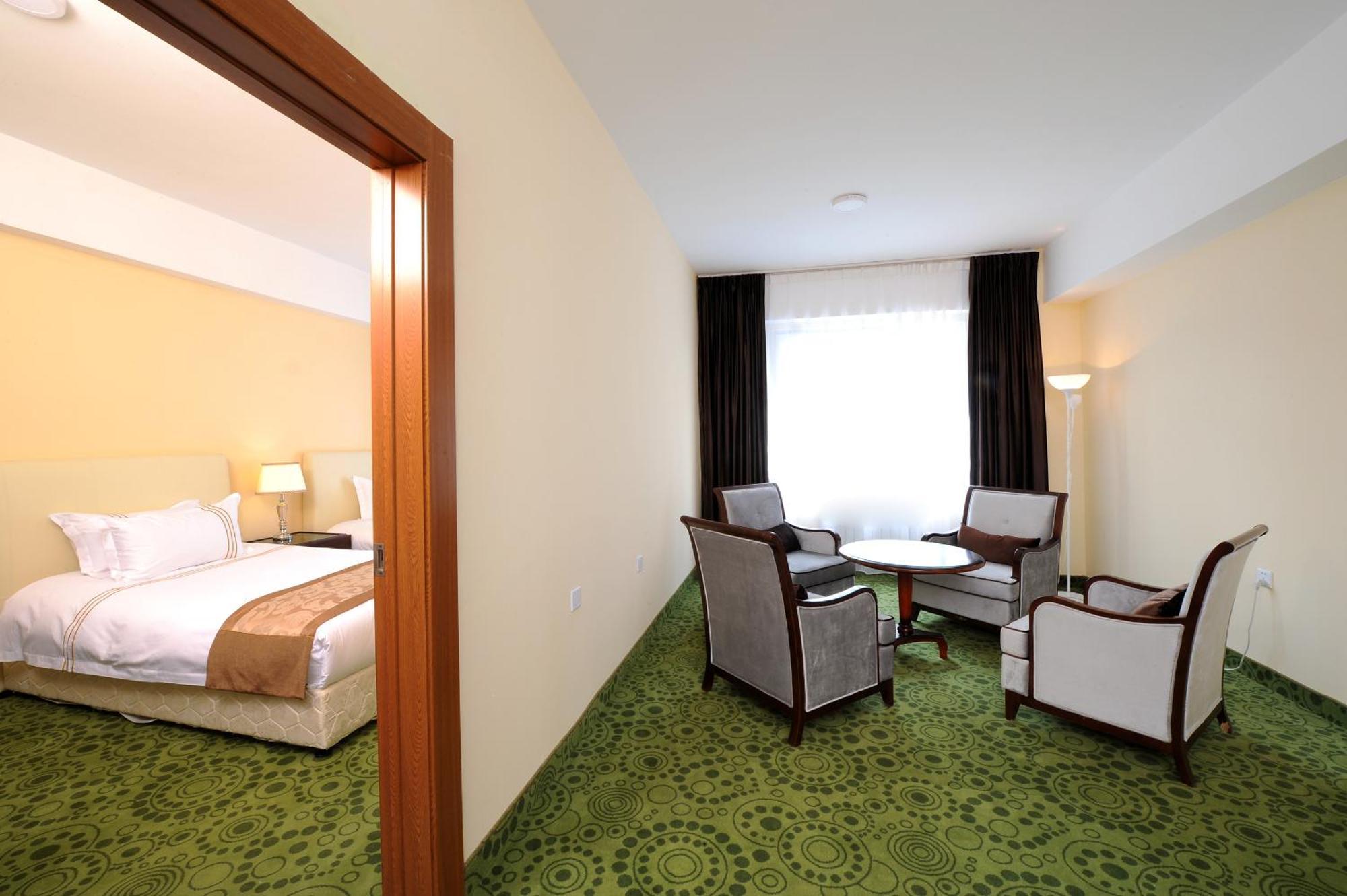 Alpha Hotel Oulan-Bator Extérieur photo