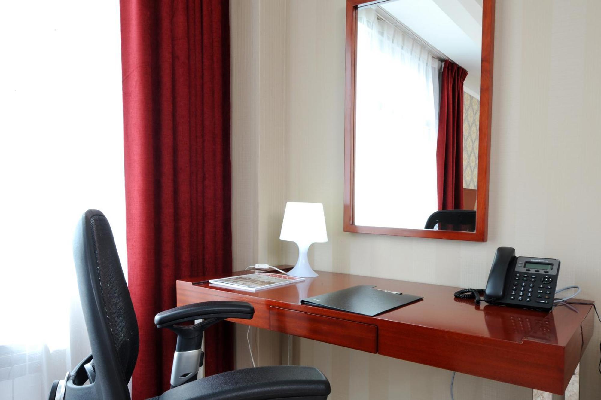 Alpha Hotel Oulan-Bator Extérieur photo