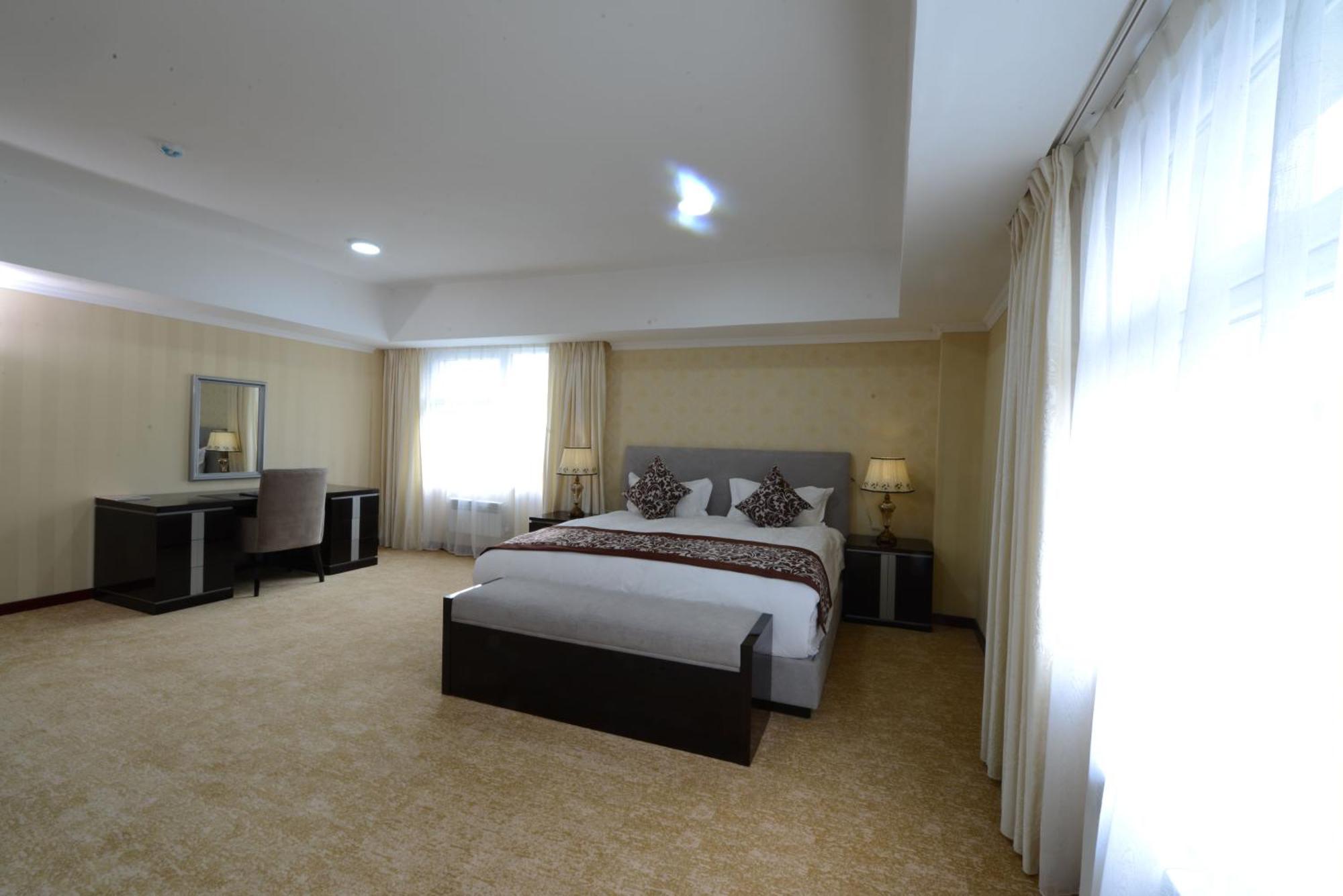 Alpha Hotel Oulan-Bator Extérieur photo