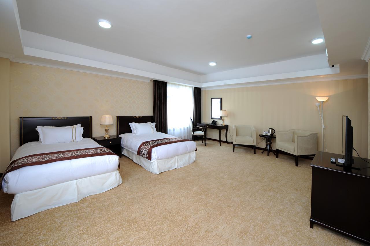Alpha Hotel Oulan-Bator Extérieur photo