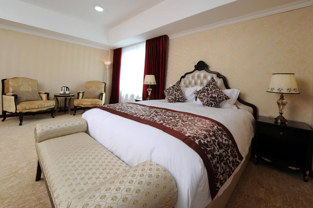 Alpha Hotel Oulan-Bator Extérieur photo