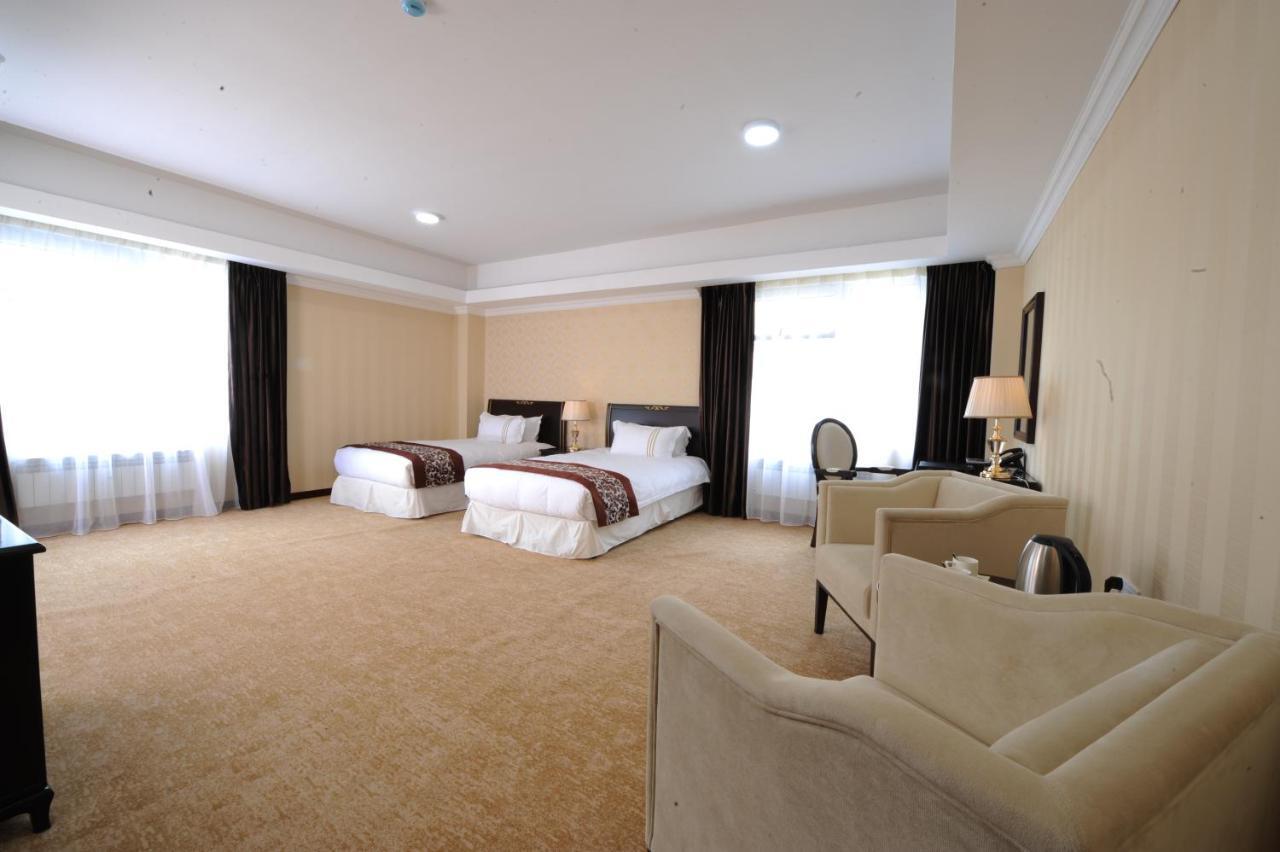 Alpha Hotel Oulan-Bator Extérieur photo